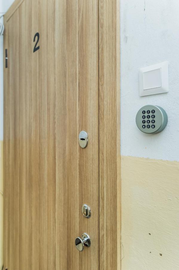 River City Apartments No 2 By Urban Rent คอนัส ภายนอก รูปภาพ